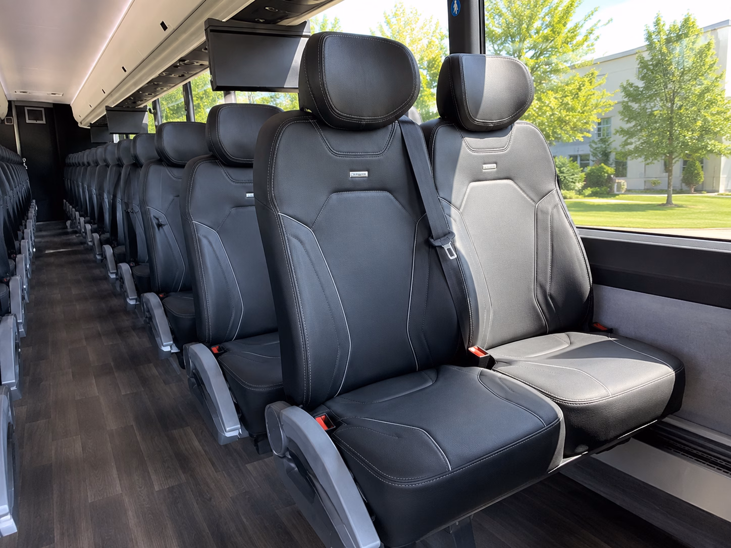 how the distance and duration of your trip affect charter bus rates in thornton