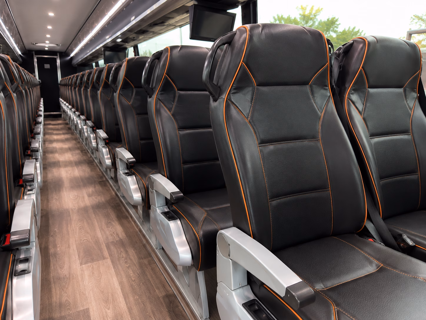 shuttle your guests between denver hotel blocks and your thornton venue with ease