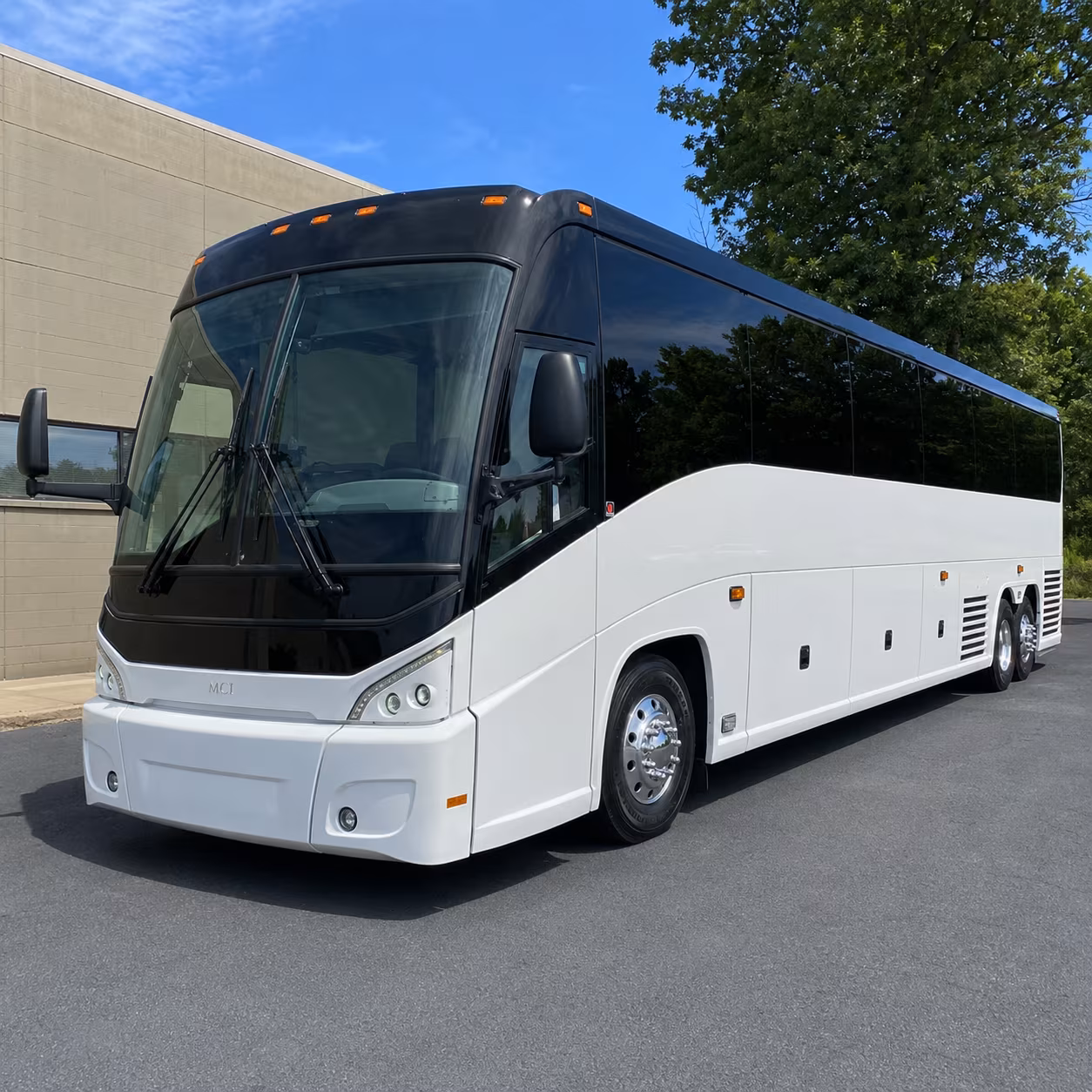 sunday service shuttles that bring your whole congregation together